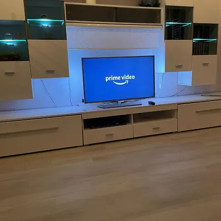 - - Eg - 145 Qm - Bis 7 Schlafplaetze